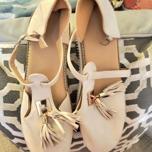 Sheek new women's faux suede shoes size 8.5